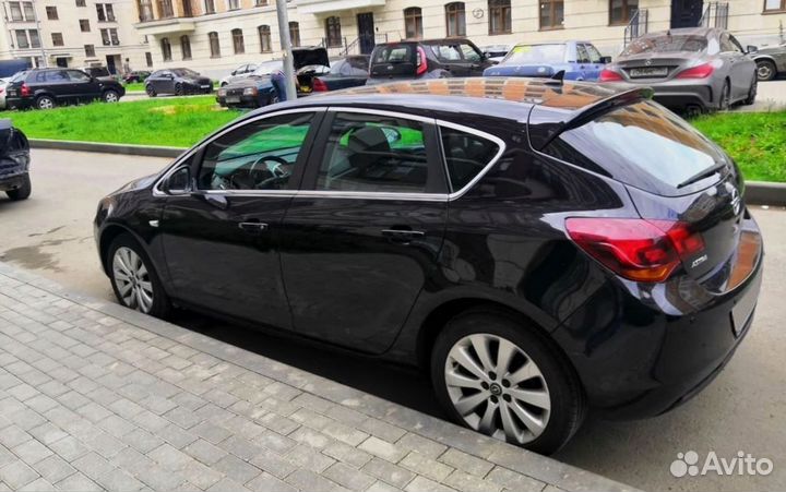Opel Astra 1.6 AT, 2012, 87 140 км