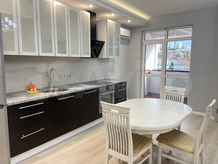 2-к. квартира, 55 м², 10/20 эт.