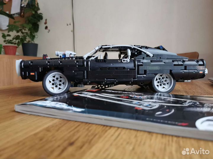 Lego technic Dodge Charger 42111