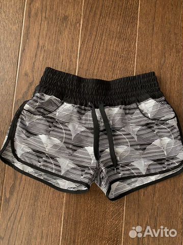 Шорты спортивные женские