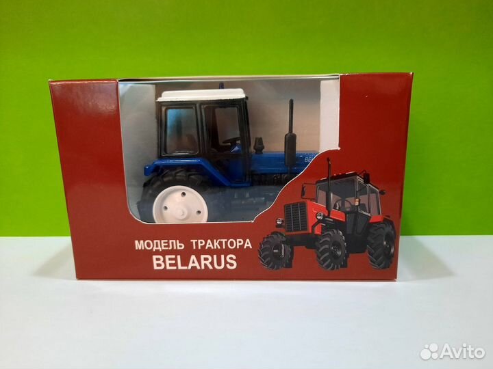 Трактор.Беларус синий с прицепом. Коллекционный