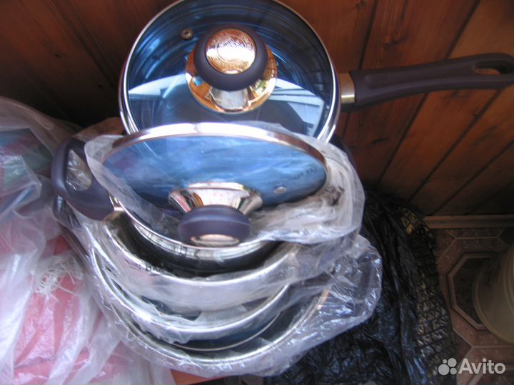 Кострюли новые 3л.4л 5шт, ножи разные, кувшин