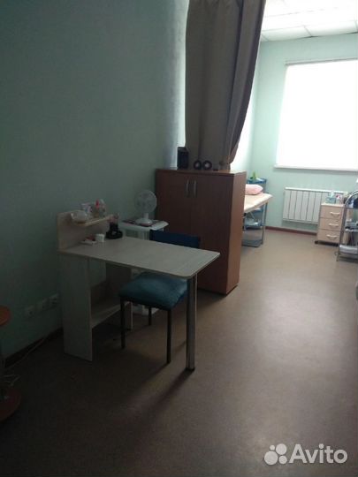 Сдам место под маникюр