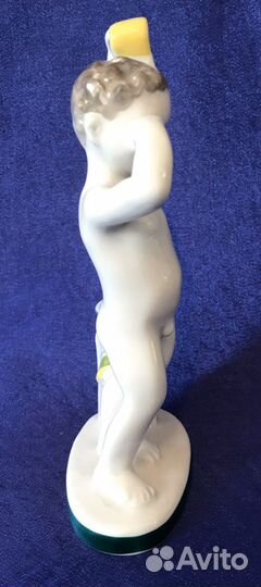 Статуэтка мальчик с кружкой. лфз