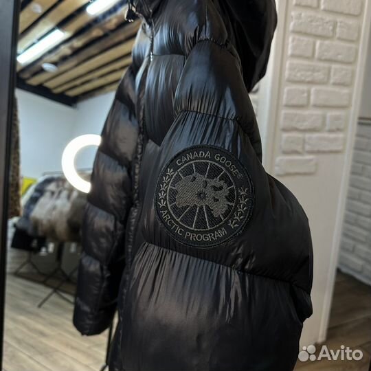 Пуховик Canada Goose Crofton Black