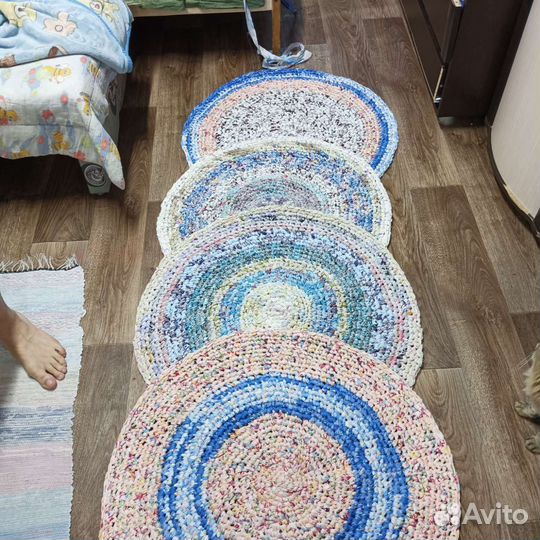 Коврик ручной работы
