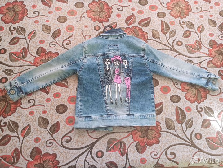 Джинсовая куртка на девочку