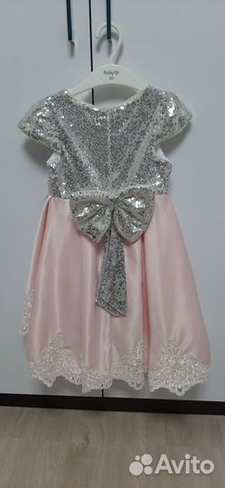 Платье праздничное