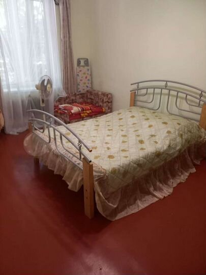 2-к. квартира, 42 м², 1/2 эт.