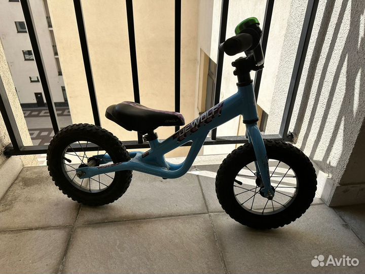 Беговел Dewolf