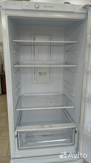 Холодильник NoFrost как новый