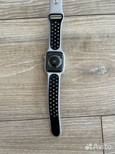 Apple watch 4