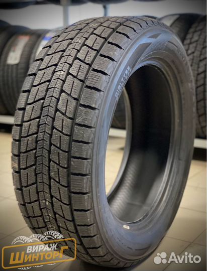 Dunlop Winter Maxx WM02 235/40 R18 95T