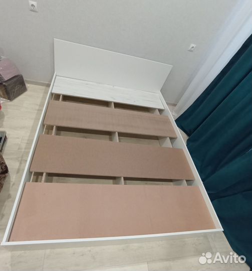 Кровать двухспальная