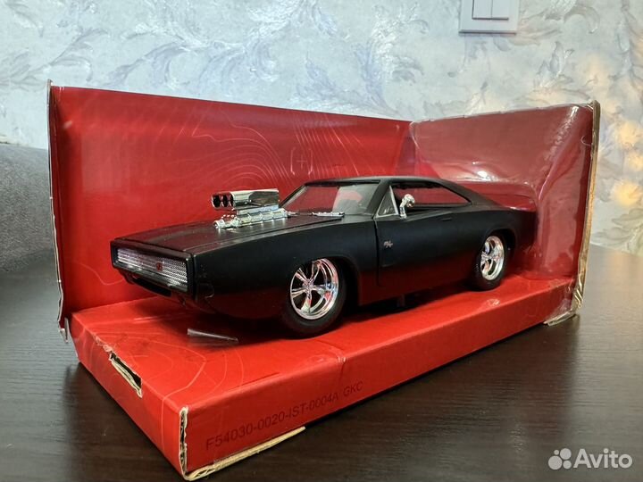 Модель авто Dodge Charger R/T, fast, jada, 1:24