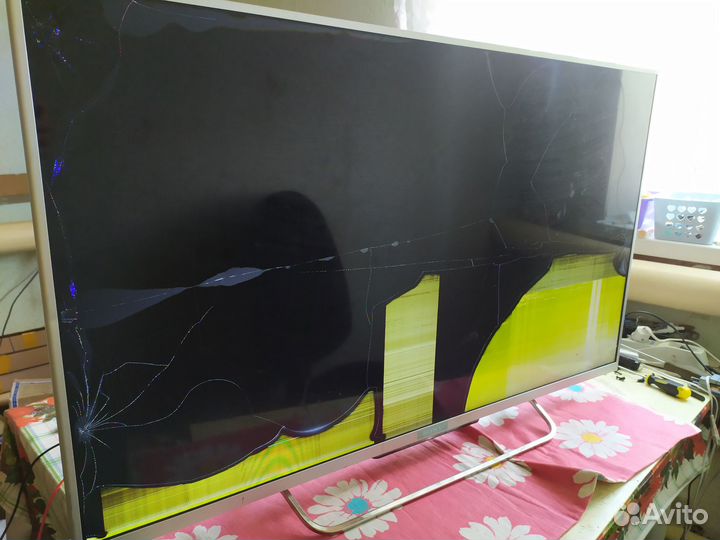 Sony KDL-42W817B на разбор