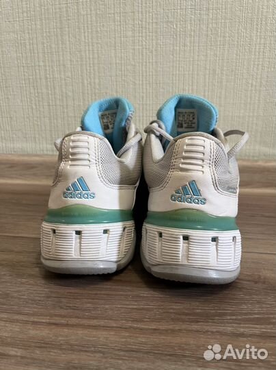 Кроссовки женские adidas