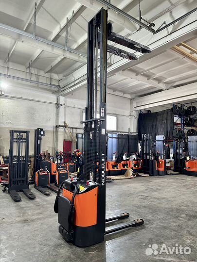 Самоходный штабелер noblelift PSE15-C