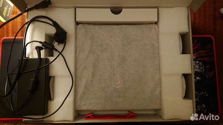 Ноутбук MSI GL72 7QF