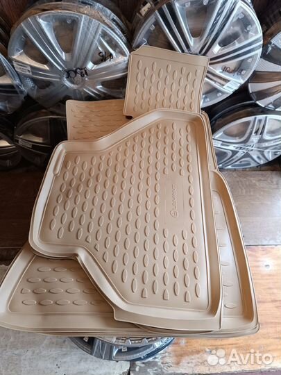 Коврики бежевые для BMW X5/с 2007г.в