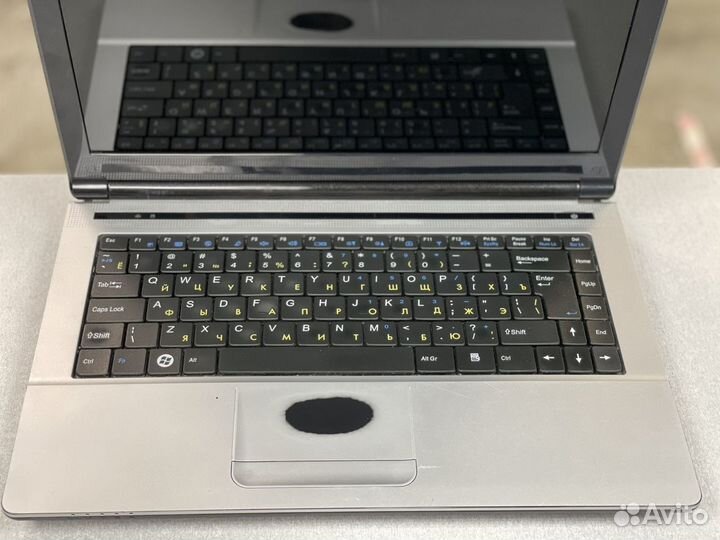 Ноутбук i3