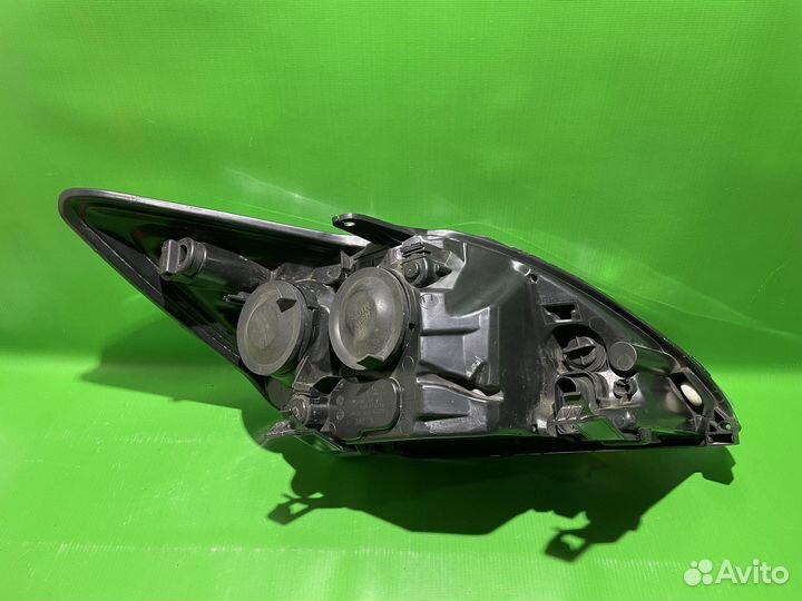 Фара левая Ford Focus 2 2008-2011