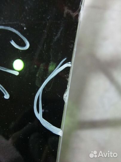 Стекло лобовое Kia Venga