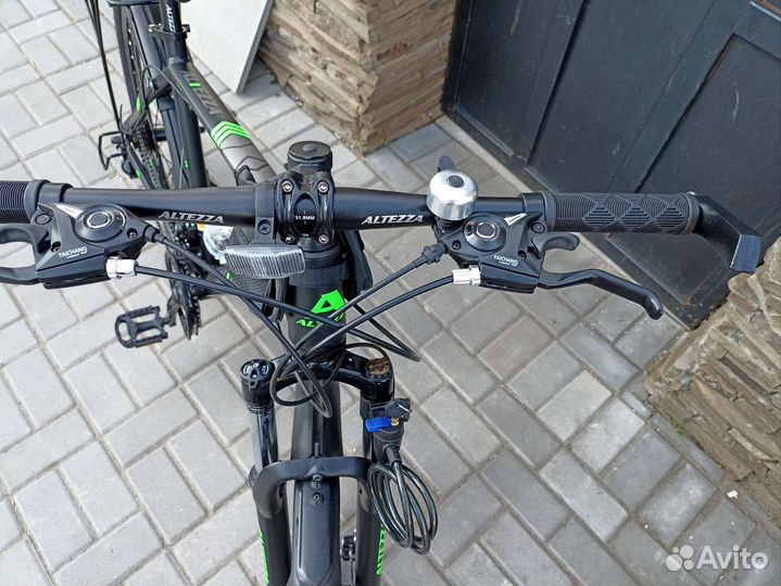 Новый горный 26 колеса,рама 19 алюминий багажник