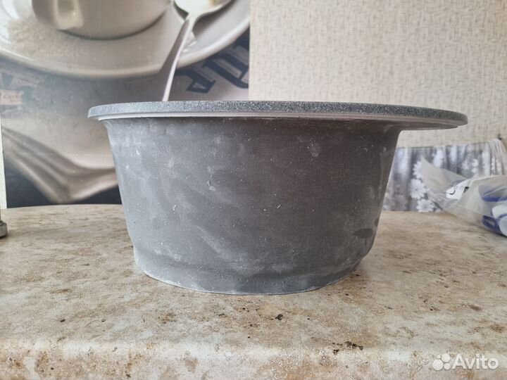 Кухонная мойка из искусственного камня