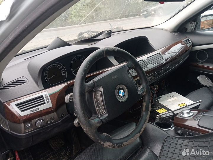 BMW 7 E66 2003г (дорест) n62b44