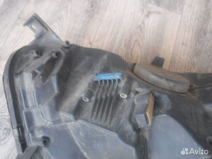 Фара правая №222 Renault Kaptur 2019