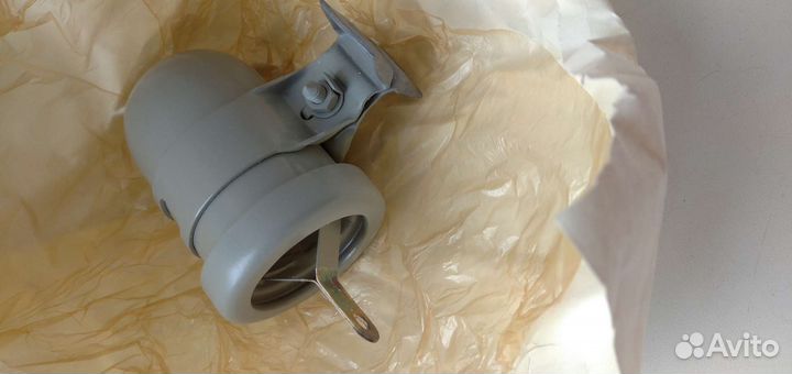 Панельки для радиоламп и др