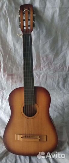 Акулеле маленькая гитара 73 см