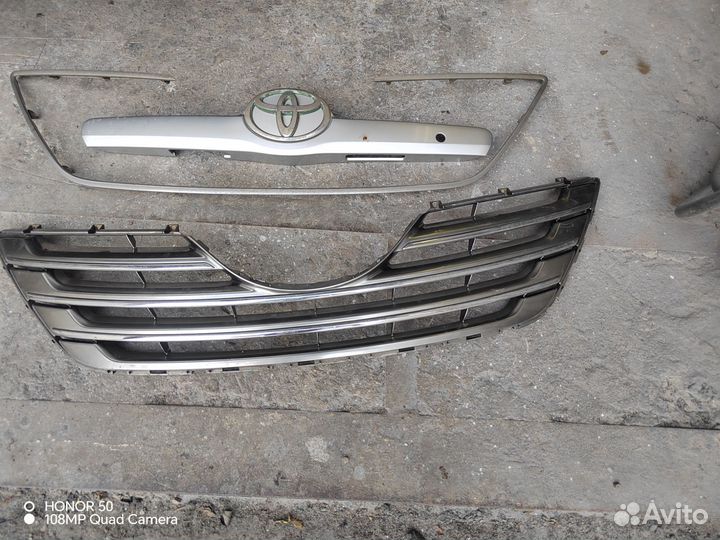 Решетка радиатора toyota camry xv40 дорест