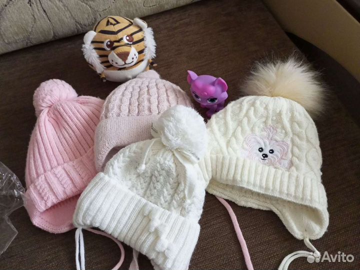 Шапочки на девочку