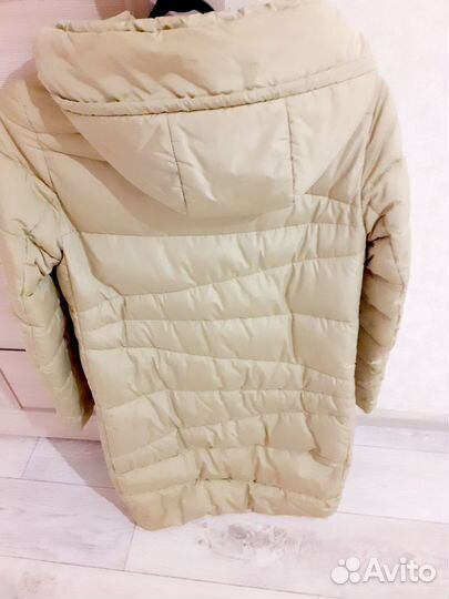 Пуховик женский 46-48 размерб/у