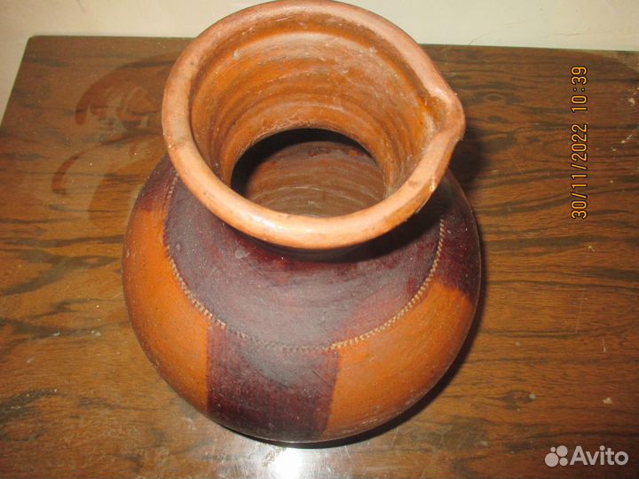 Глиняный кувшин (старый)