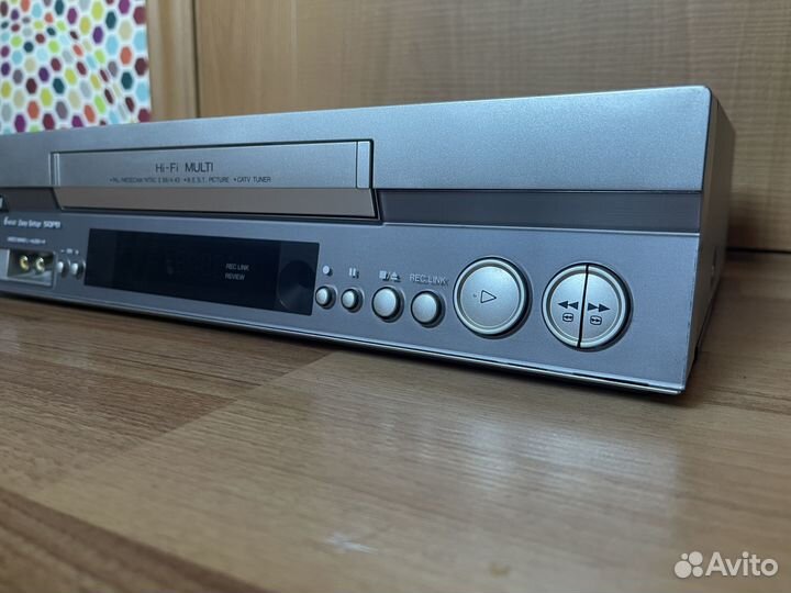 Видеомагнитофон JVC HR-J785EE Hi Fi Stereo