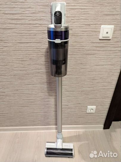 Пылесос ручной Samsung Jet 70 turbo