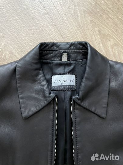 Кожаная куртка 42-44 размера