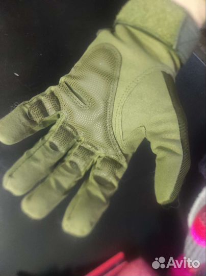 Перчатки тактические