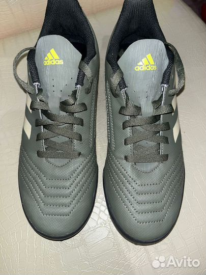 Кроссовки adidas