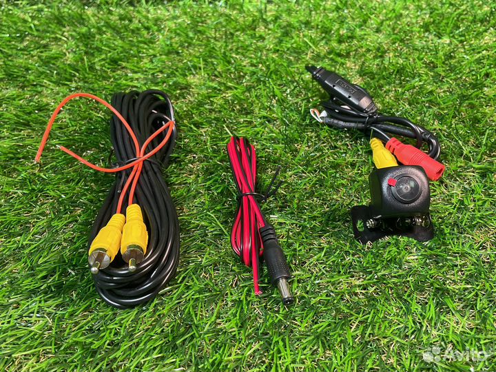 Камера переднего вида