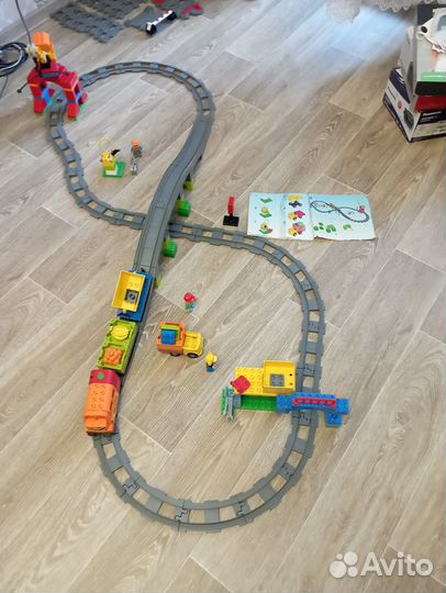 Lego duplo большой поезд