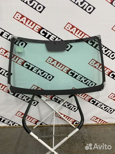 Лобовое стекло Renault Logan 2