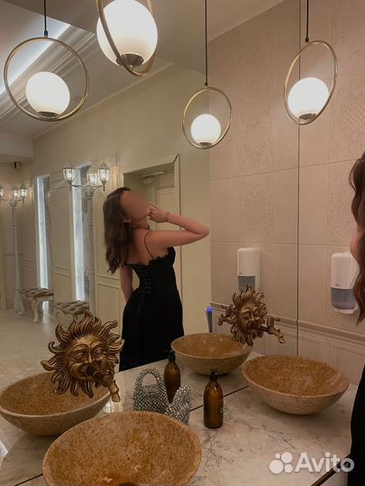 Вечернее платье