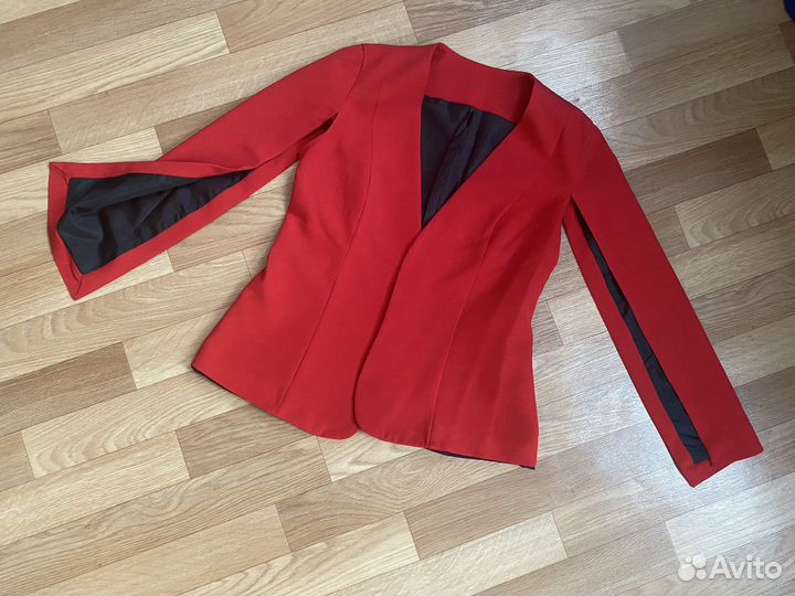 Брючный костюм женский