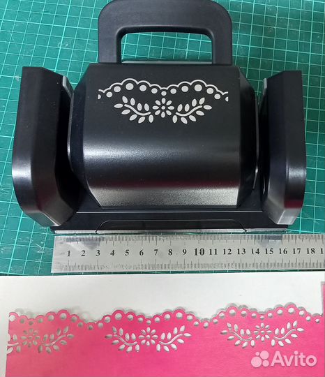 Фигурный дырокол для скрапбукинга