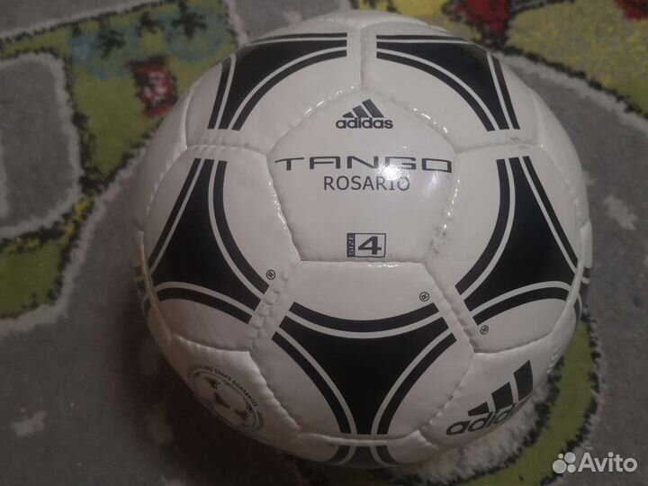 Футбольный мяч adidas оригинал