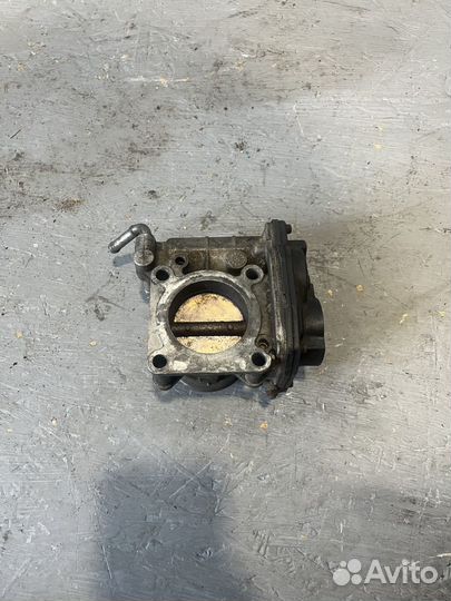 Дроссель Nissan Cube Micra Note Qashqai Tiida